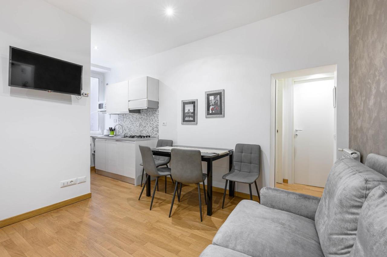 Navona & Pantheon Cozy Apartment Rome Buitenkant foto